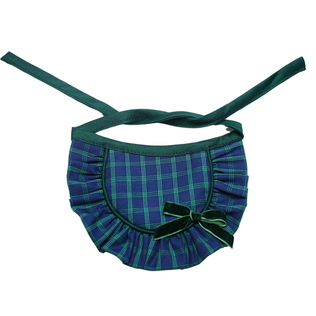Reina Ruffled Bib – Christmas Plaid Ruffled Neck Bib for Pets