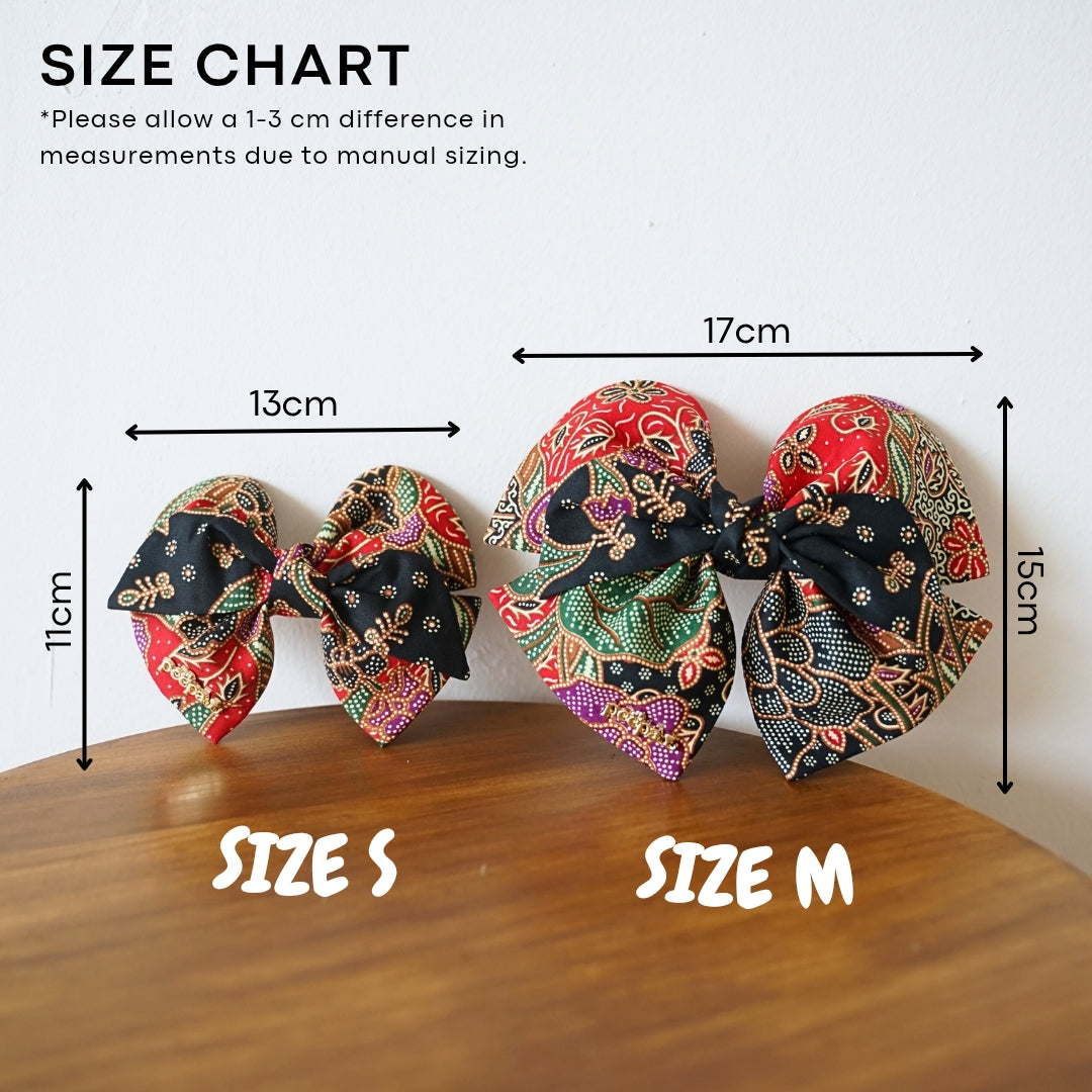 Sum Sum Batik Pet Bow – Heart-Shaped Collar Accessory for Pets